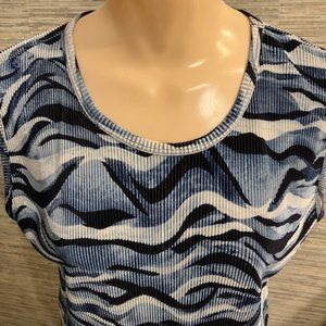 PLISSE' - Size XL - Sleeveless Textured/Ribbed Top by PLISSE' - 4 Shades of Blue